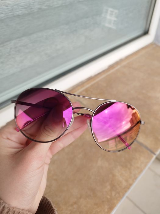 Слънчеви очила DKNY