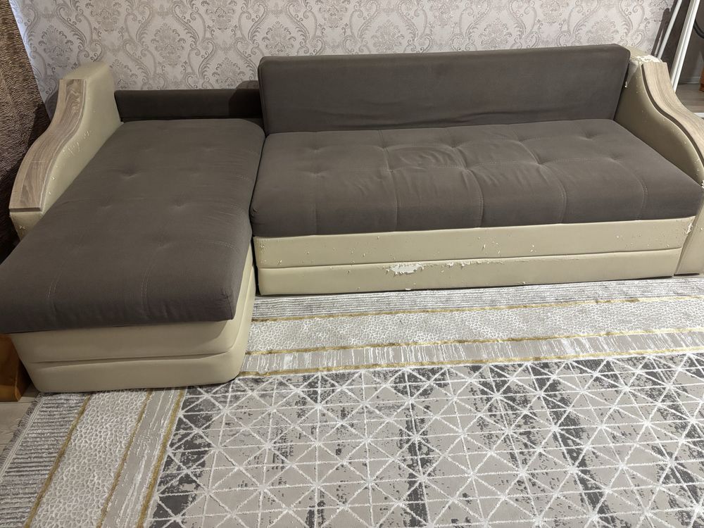 Продам диван б/у
