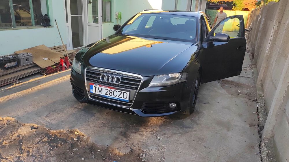 Vând Audi A4 B8 2010 euro 5