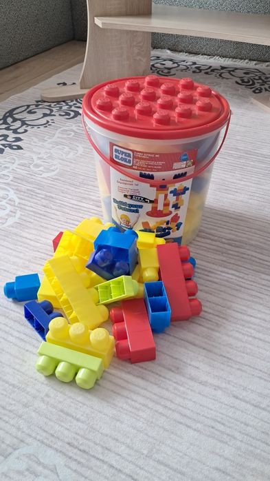 Играчки различни
