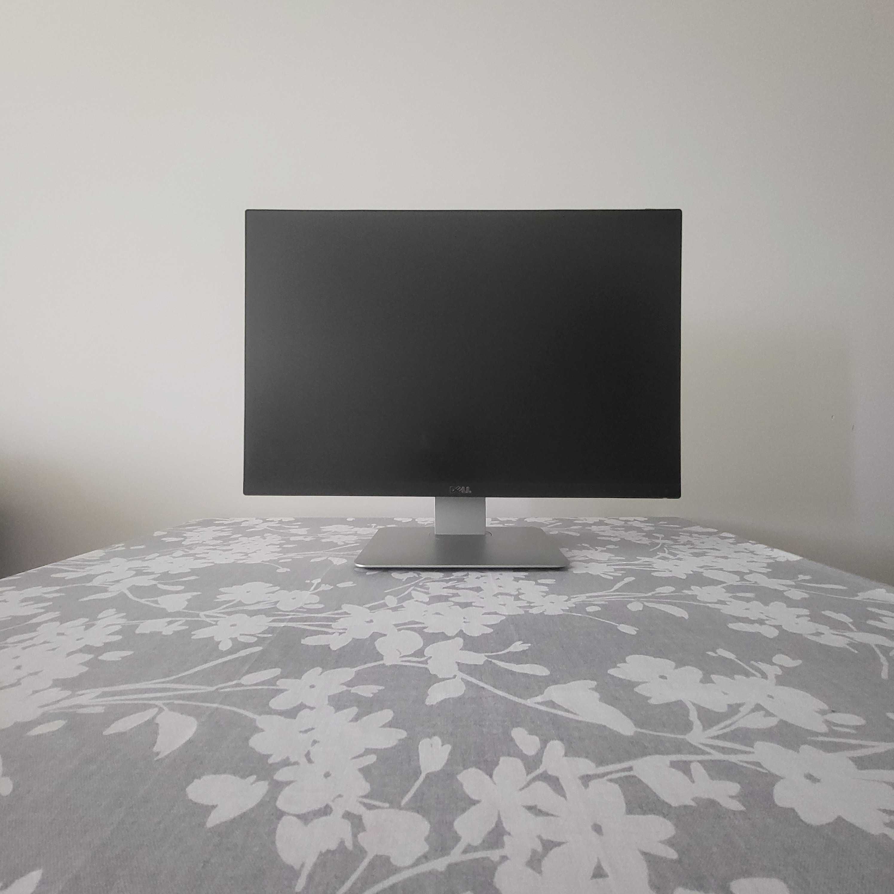 Монитор Dell U2415