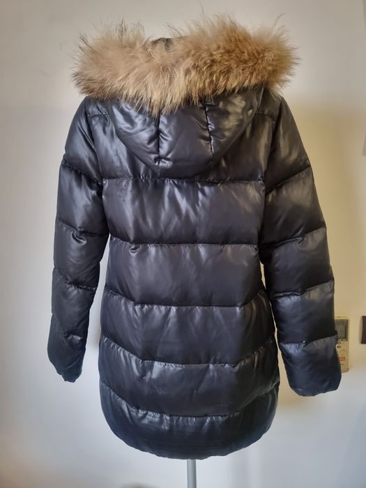 Оригинално яке Moncler -пух естествен косъм