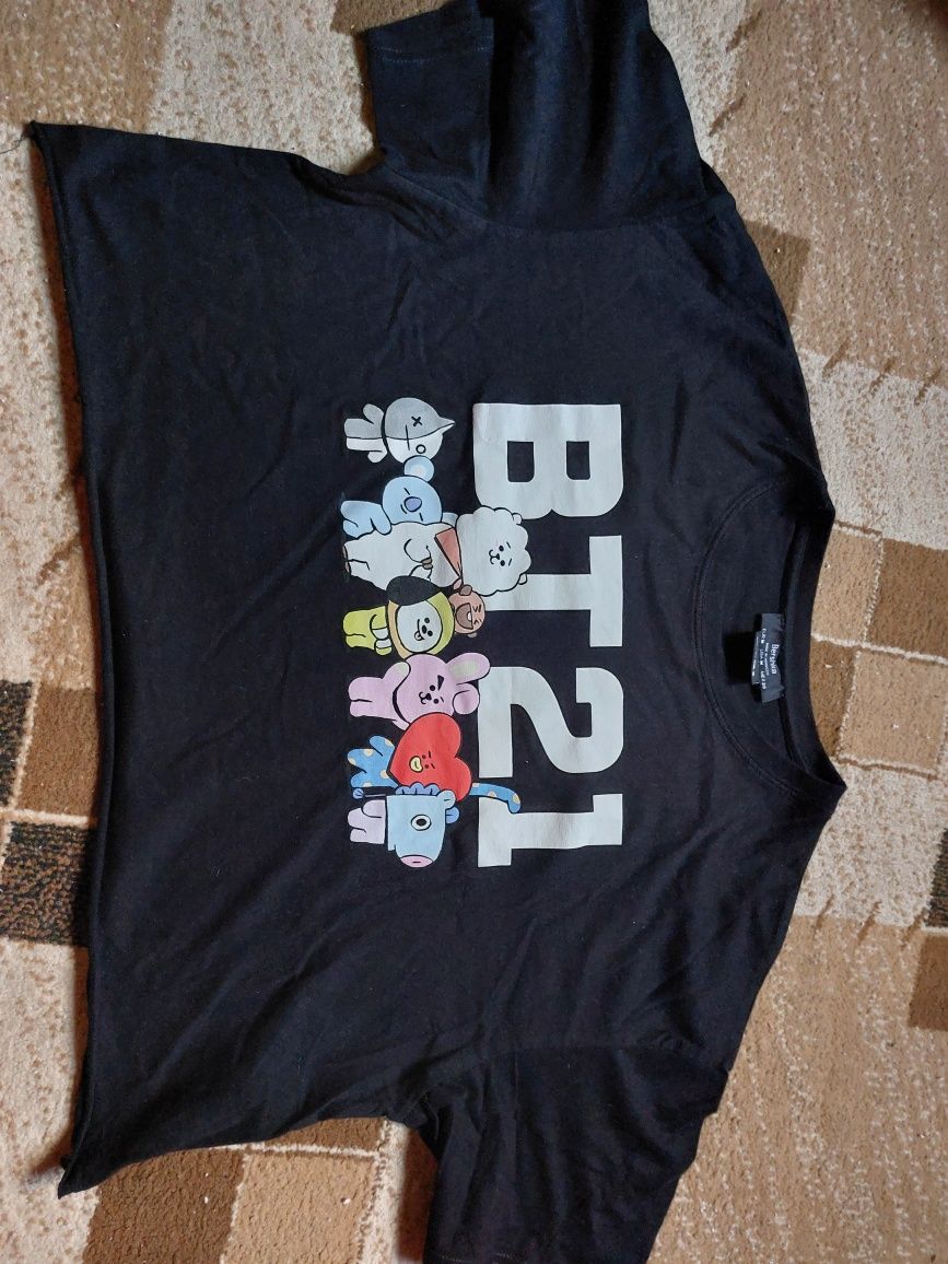 Tricou BT21 crop