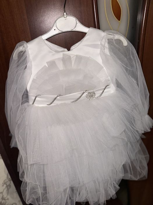 Ақ көйлек новый 3-4 жасқа !!!