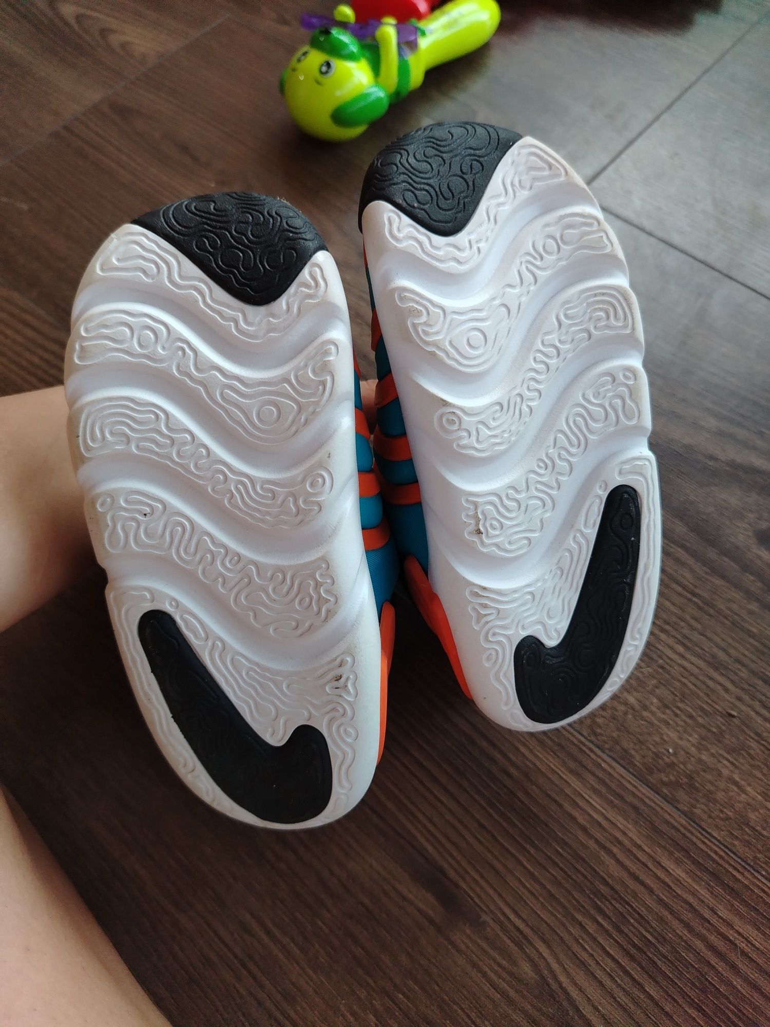 Nike dynamo go (