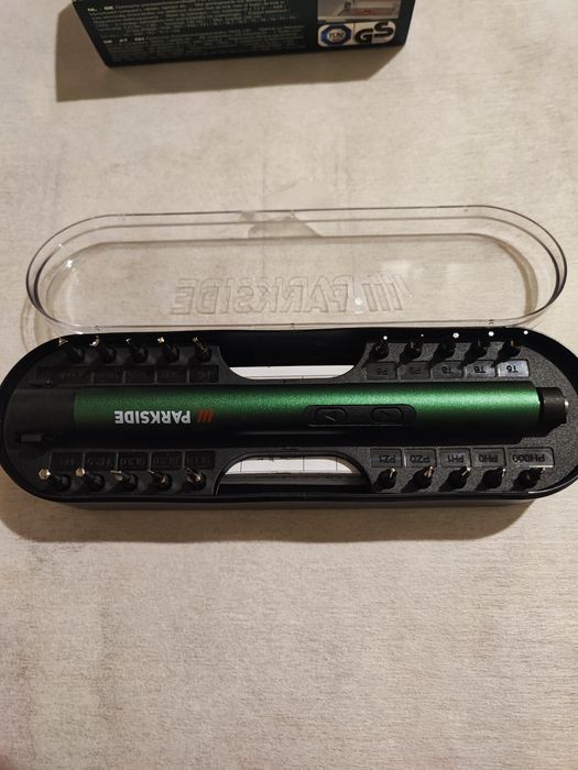 Șurubelniță electrică de precizie Parkside cu 20 biți