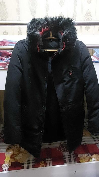 Куртка зимняя в отличном состоянии