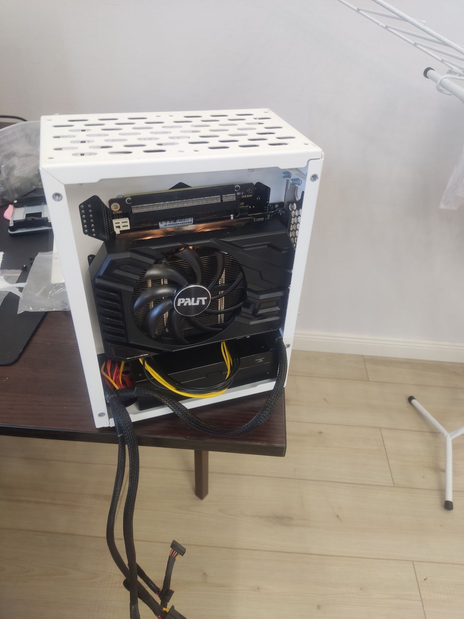 Мощный игровой itx ПК core i5 10400f, asrock b460, 16 gb, 1660 ti