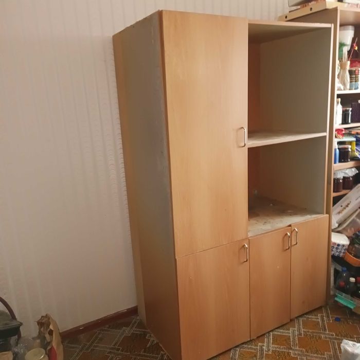 Шкаф для вещей и т. д.