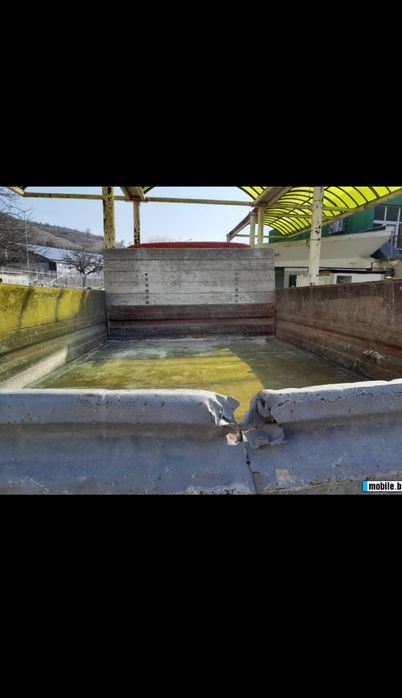 Камион    с    кран. Транспортни услуги с кран. Строителни Отпадъци