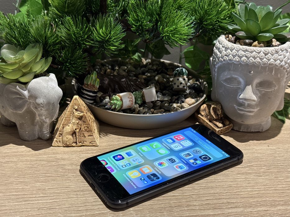 Iphone 8 ‼️100% baterie‼️Garantie‼️