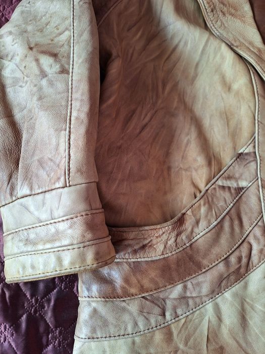 Дамско кожено яке