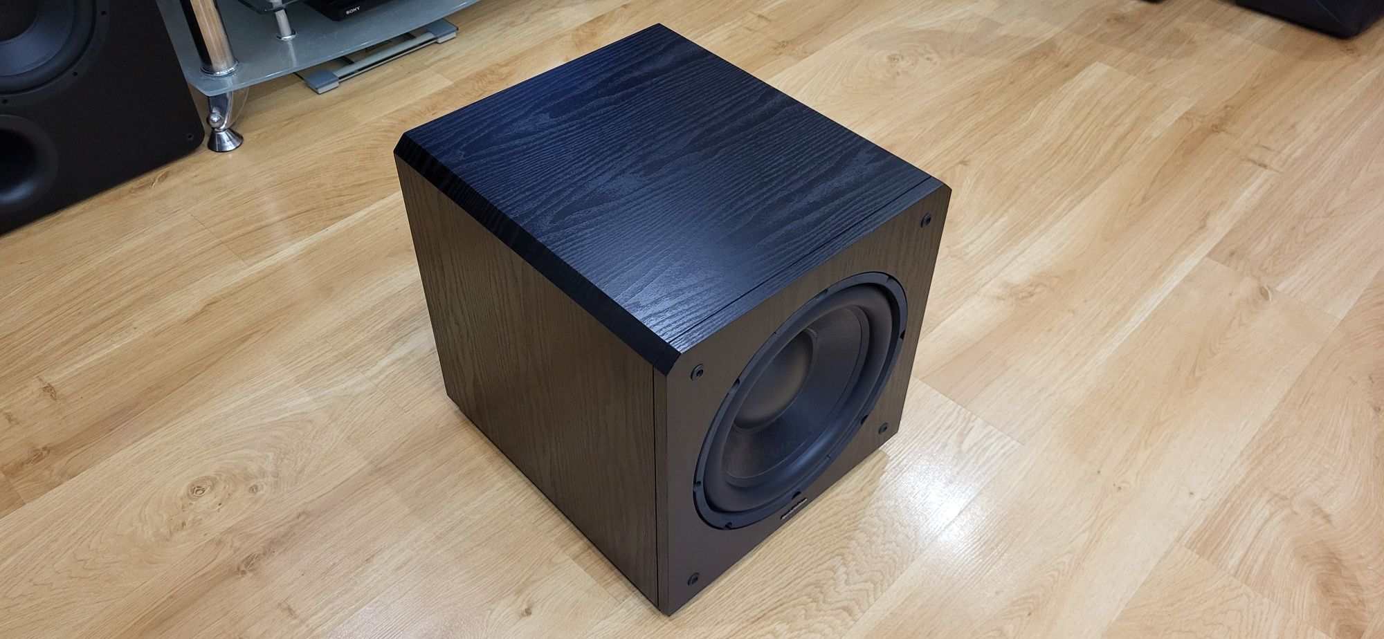 Taga Harmony  subwoofer