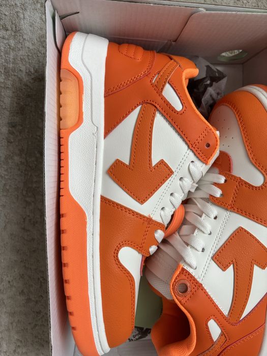 OFF-White Out Of Office