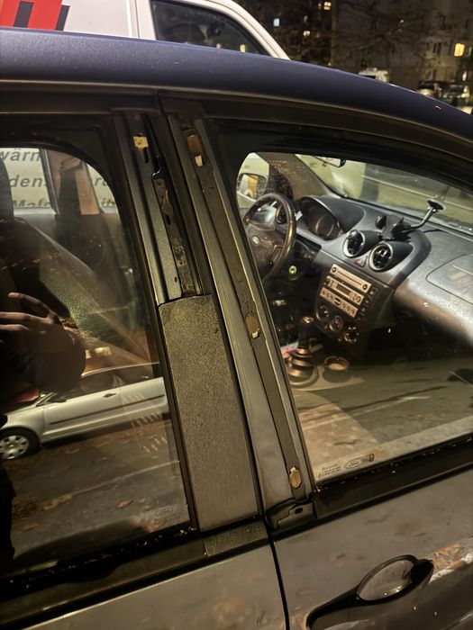 FORD FIESTA 1.3 benzina, itp nou