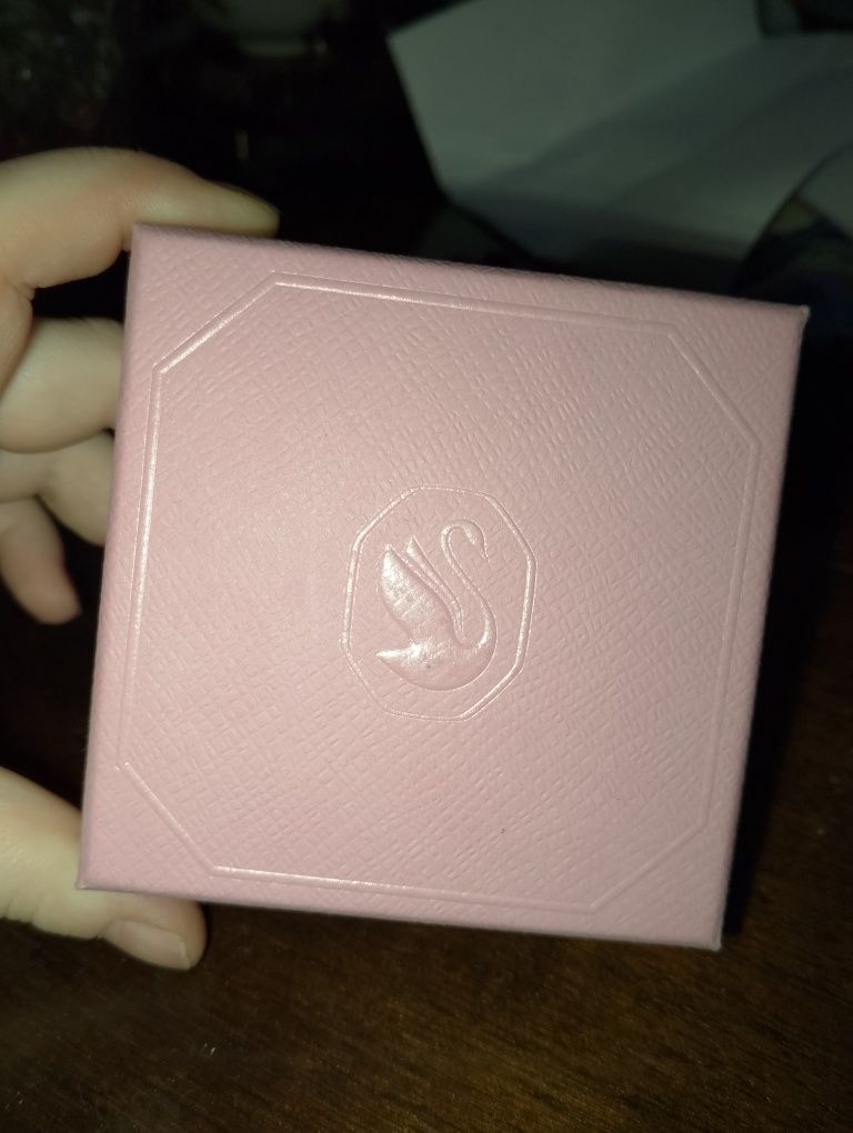 Продам браслет Swarovski