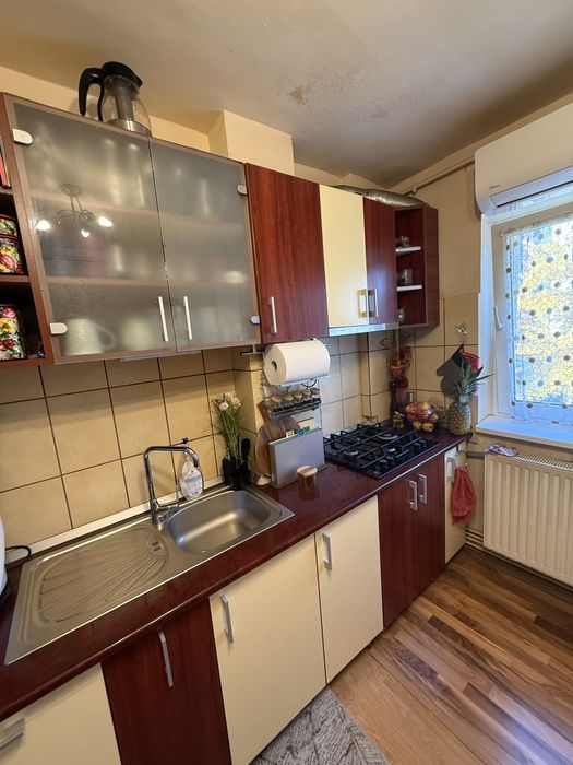 Vand bucatarie completa cu elecrocasnice Sibiu