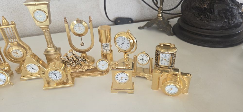 Colecție ceasuri miniatura