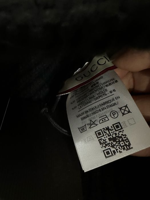 Set Gucci caciula şi fular