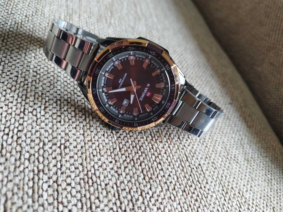 Ceas barbatesc Naviforce cu data Functional