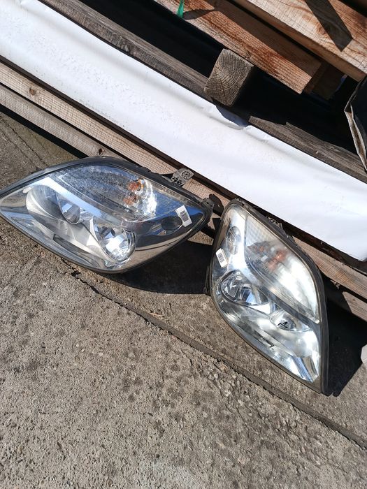 Фарове за Рено Сценик