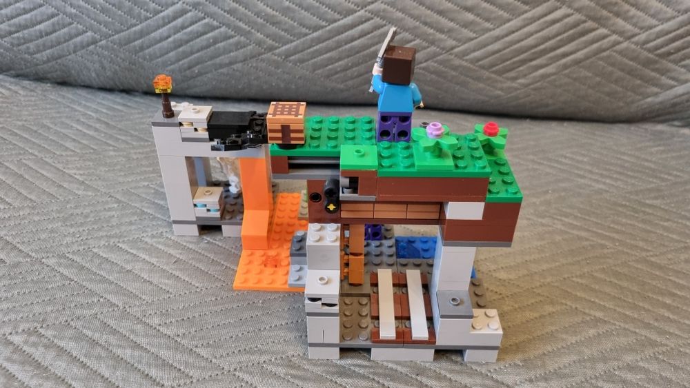 Лего Майнкрафт - Изоставената мина