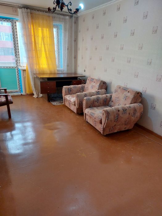 Срочно!!! Продам-2х-Комнатную. 4-эт. В Центре Города.