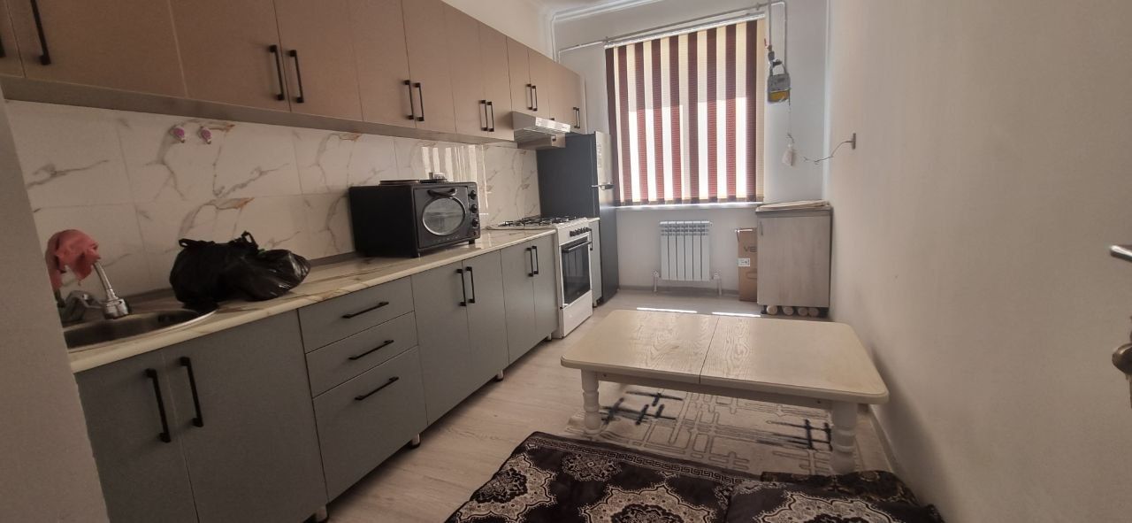 2 xonali kv ijaraga beriladi.