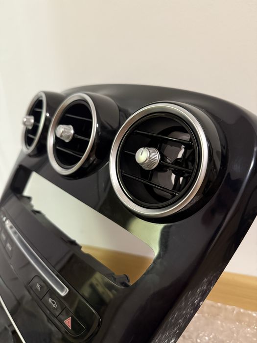 Централна конзола за Mercedes w205