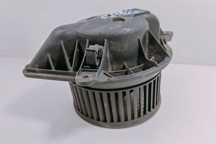 Ventilator habitaclu Opel Vivaro A