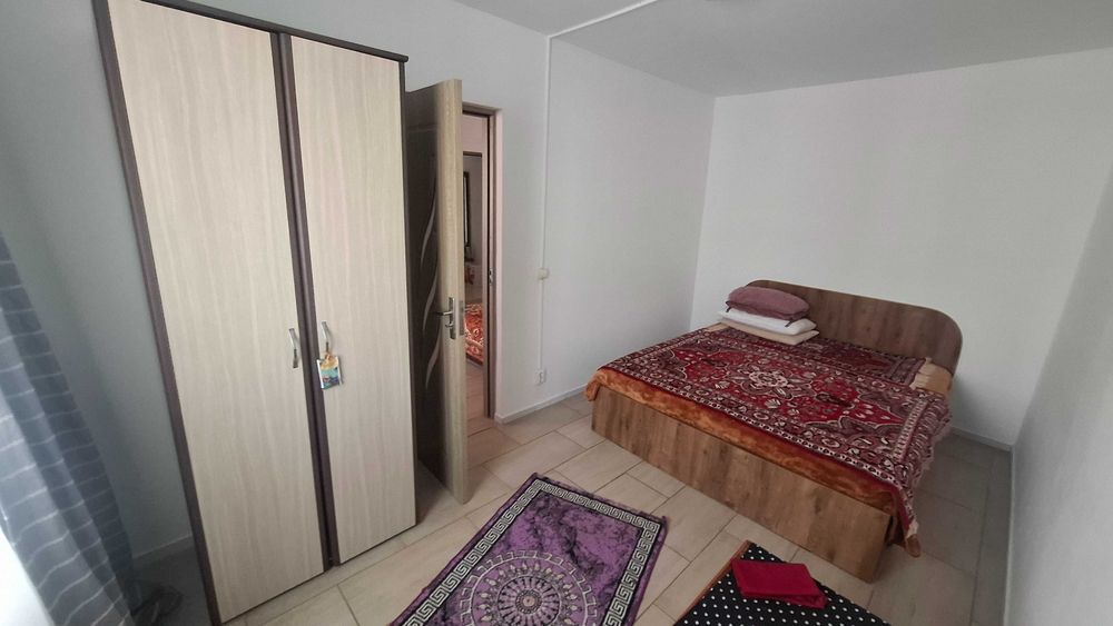 Inchiriez ap.2 cam Mangalia