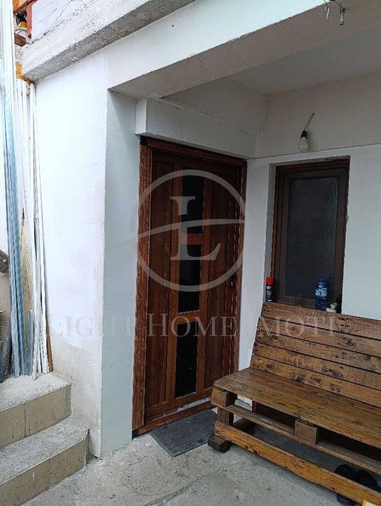 Реф. 2090 Двуетажна къща / Гаганица