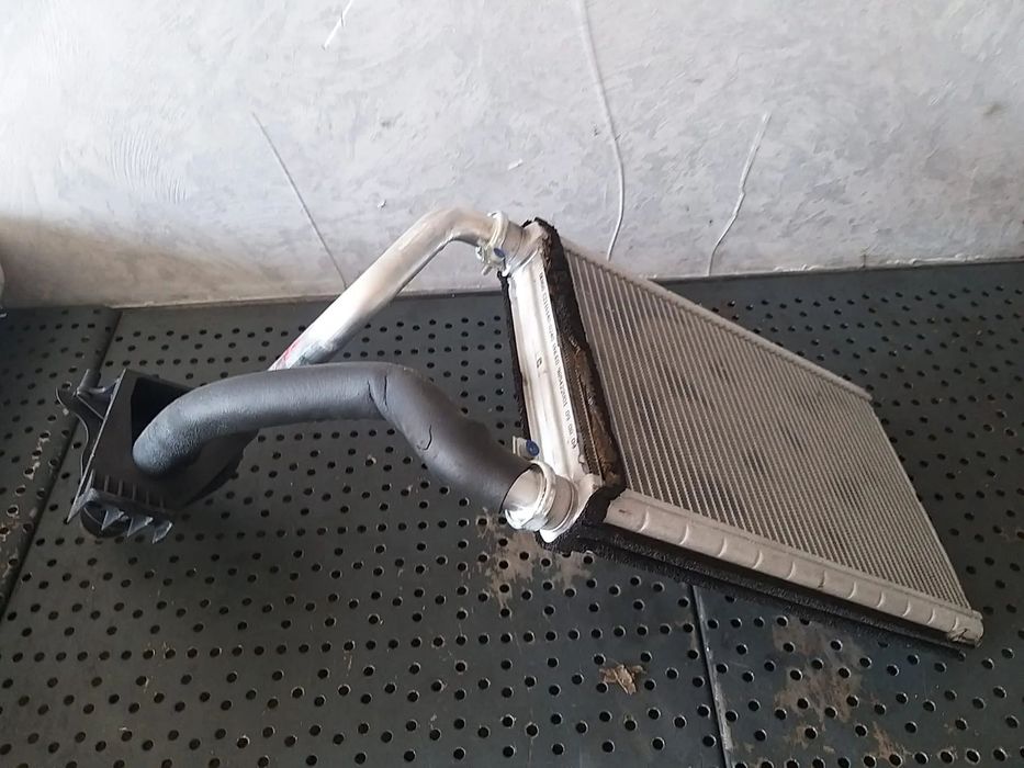 Radiator apa bord bmw seria 1 e87 985422u01 cz1161400240