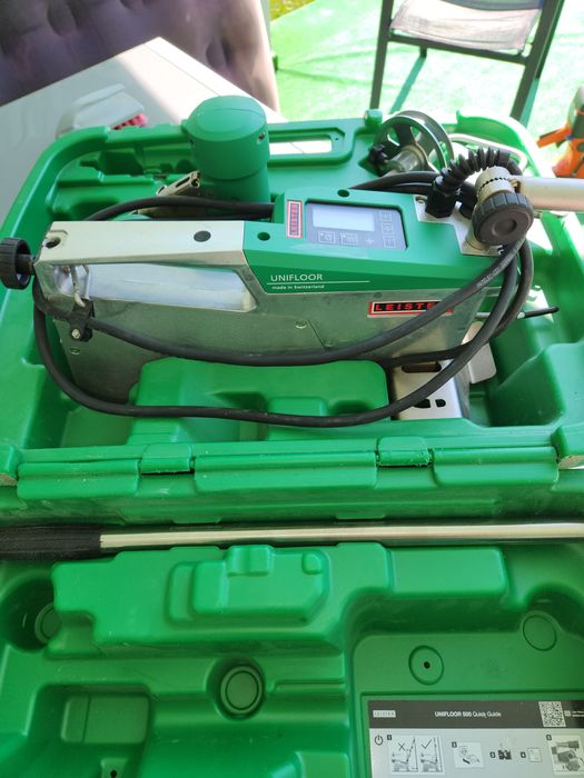 Aparat lipit montat linoleum Leister unifloor 500