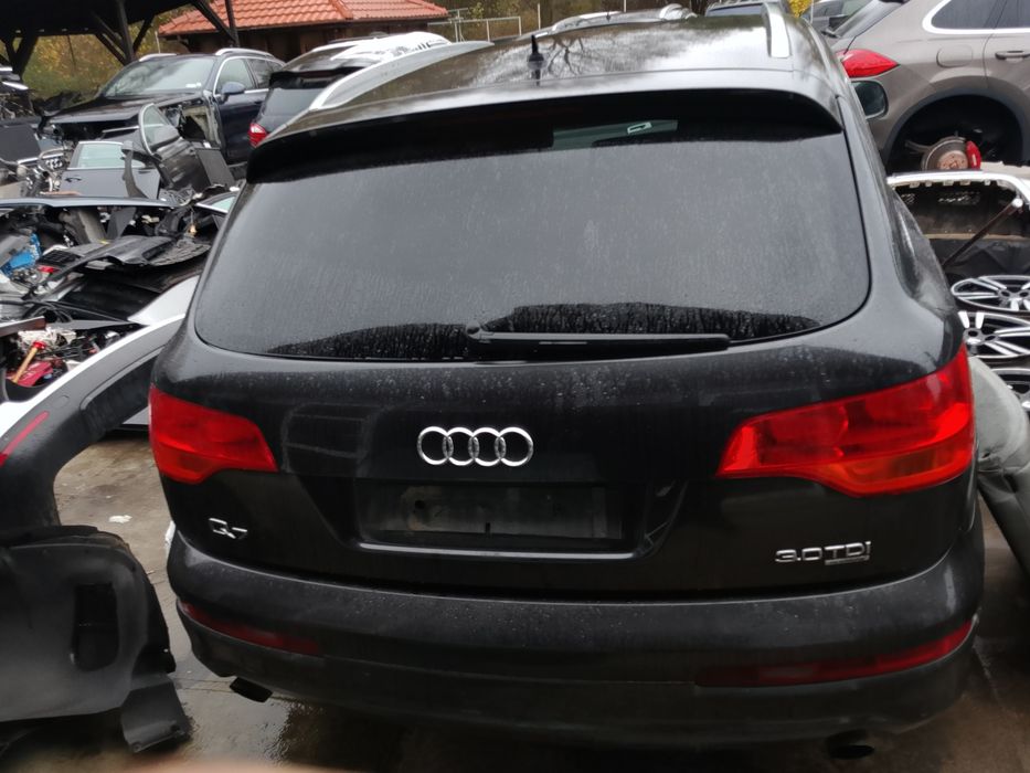 Audi Q7 3.0 TDI,CAS motor ,240 к.с. ,автоматик,20 броя