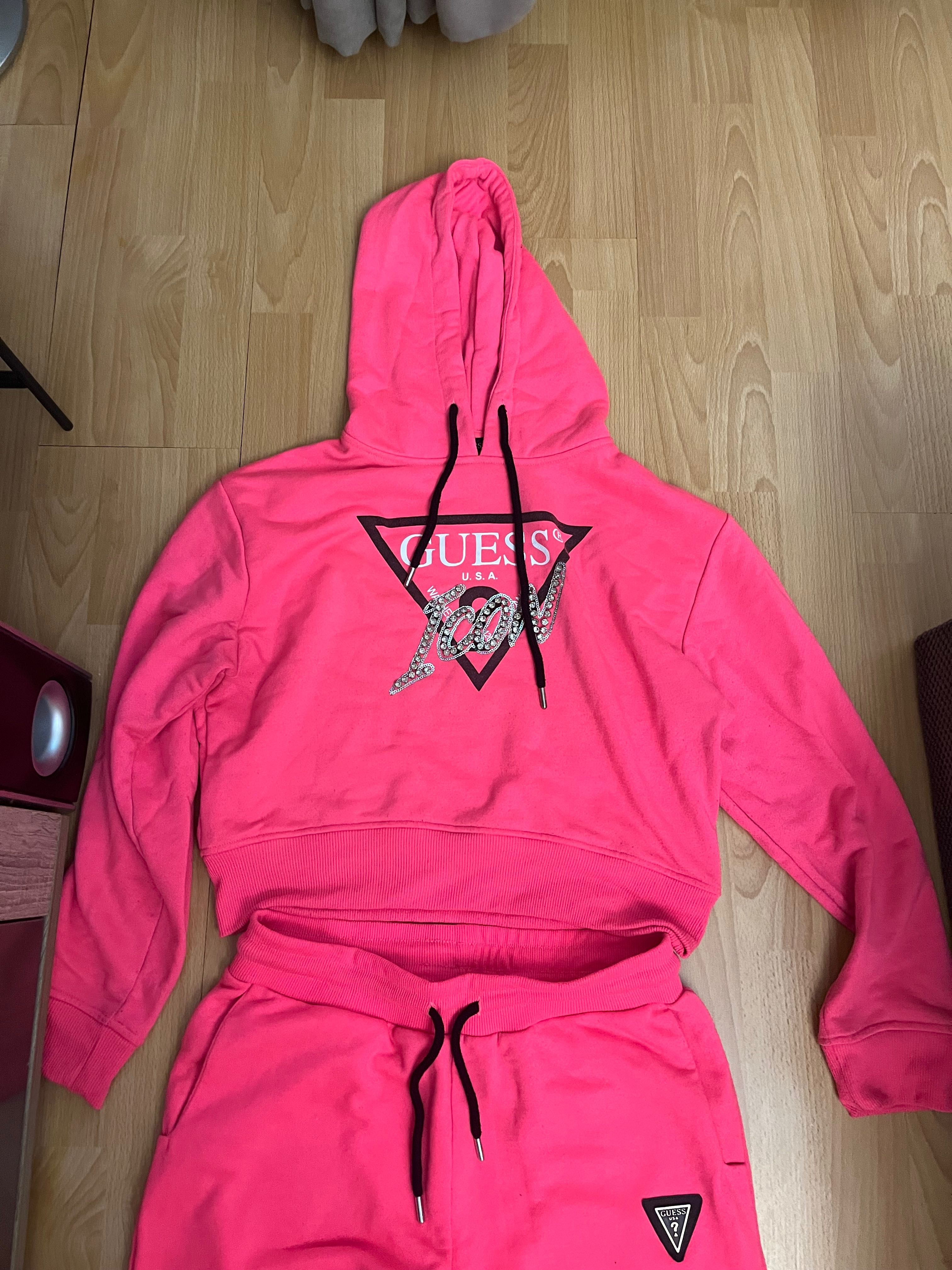 Pink set guess L razmer very good condition