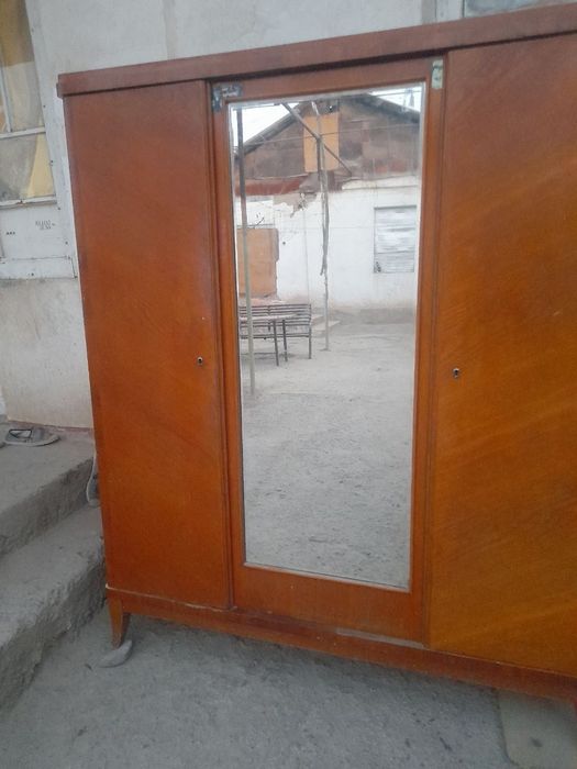 Шкаф идеал холатда