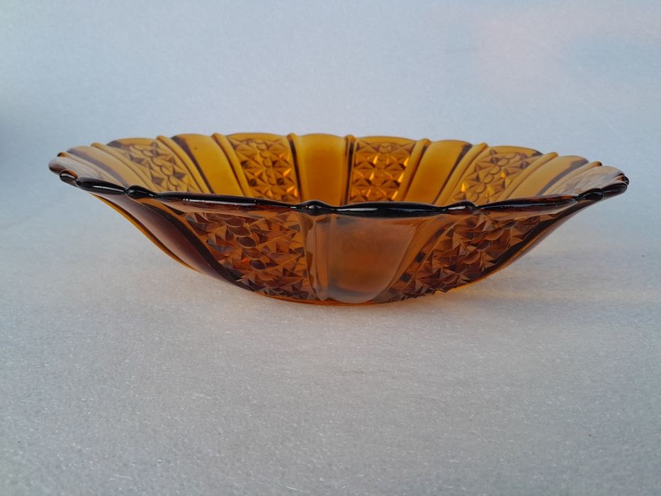 Голяма стъклена купа