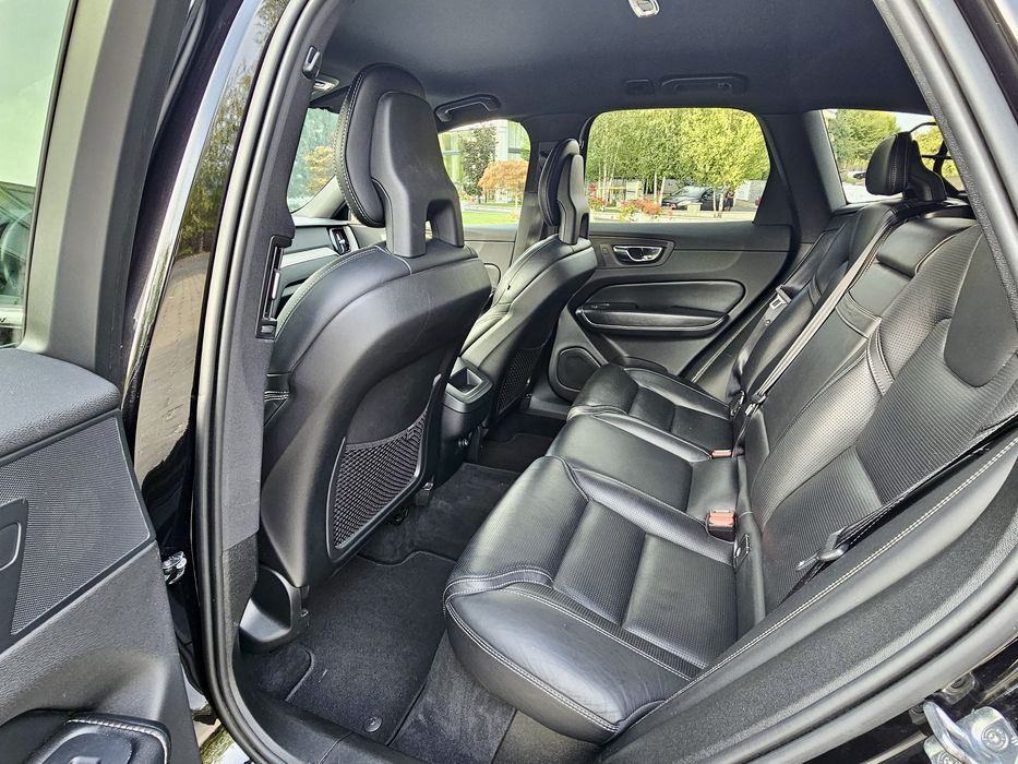 Volvo XC60 D4 AWD Inscription Full ! Garantie 12 Luni !TVA Deductibil