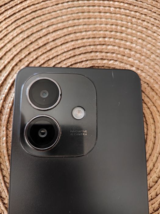 Oppo A3 || 256GB//8GB RAM