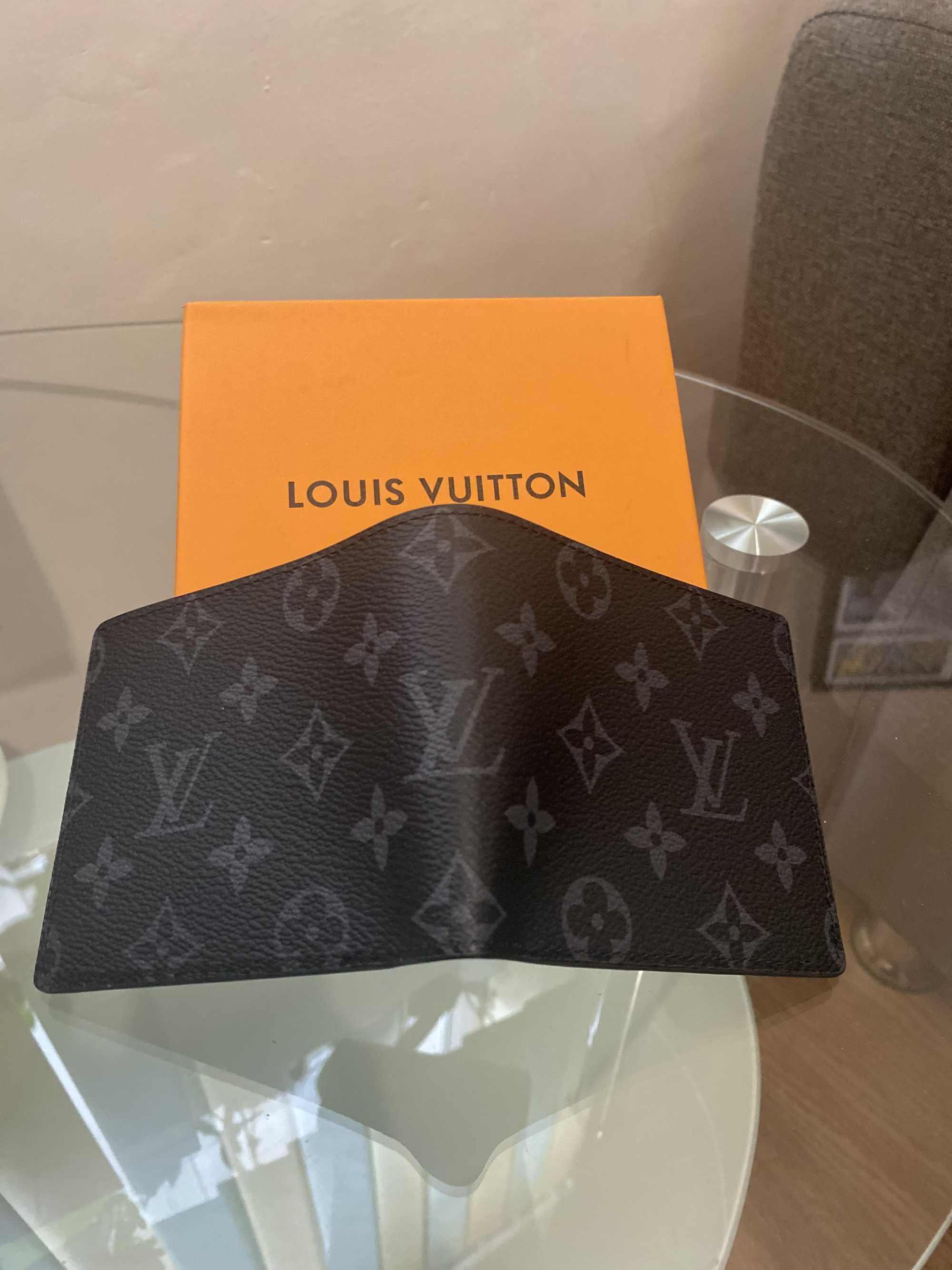 Louis Vuitton Портмоне (Оригинално)