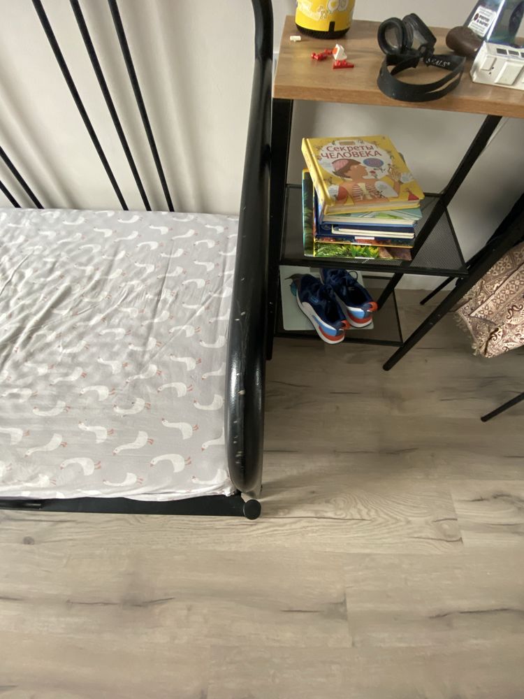 Продам кровать IKEA Фиресдаль