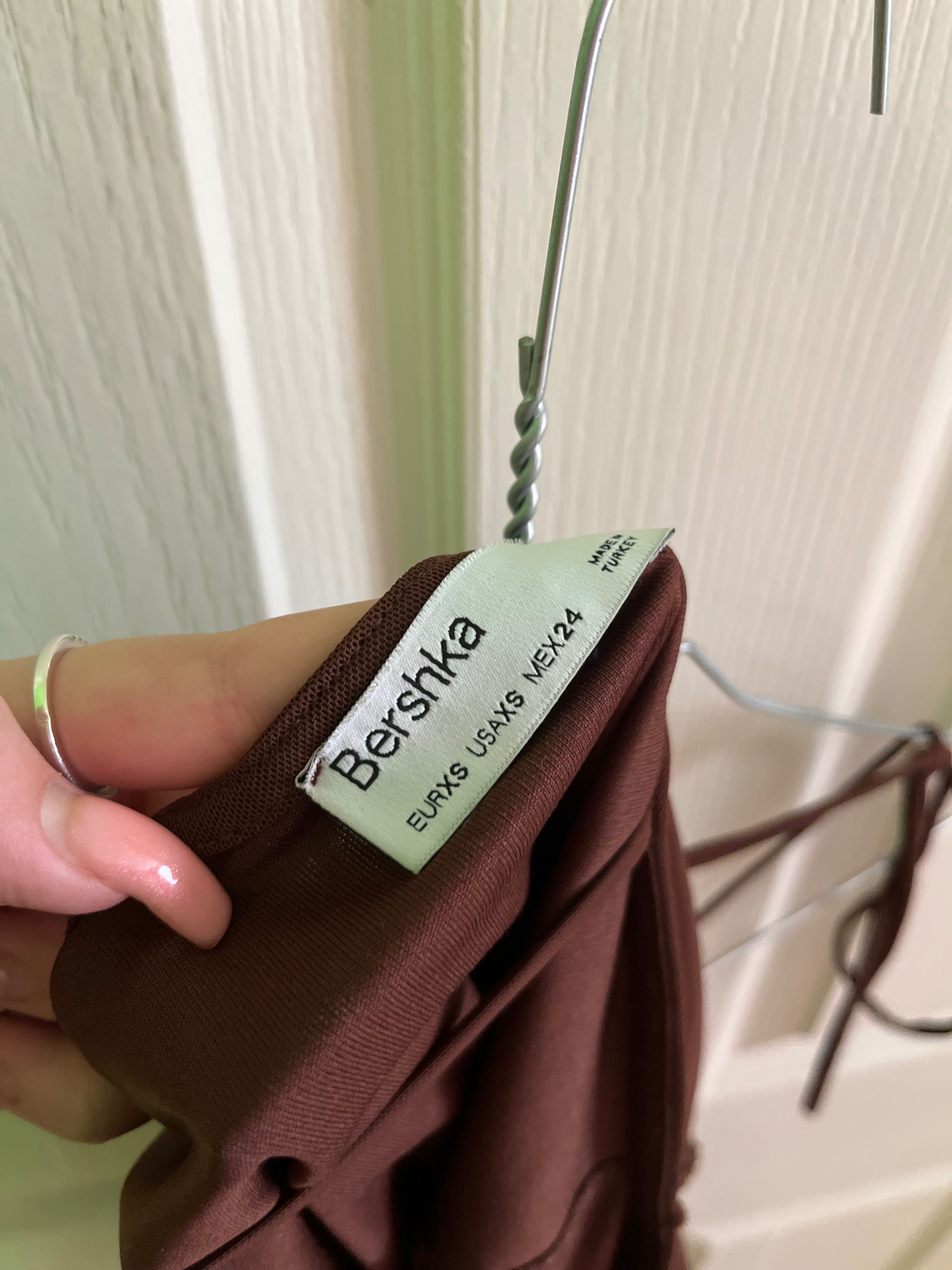 Кафява рокля Bershka