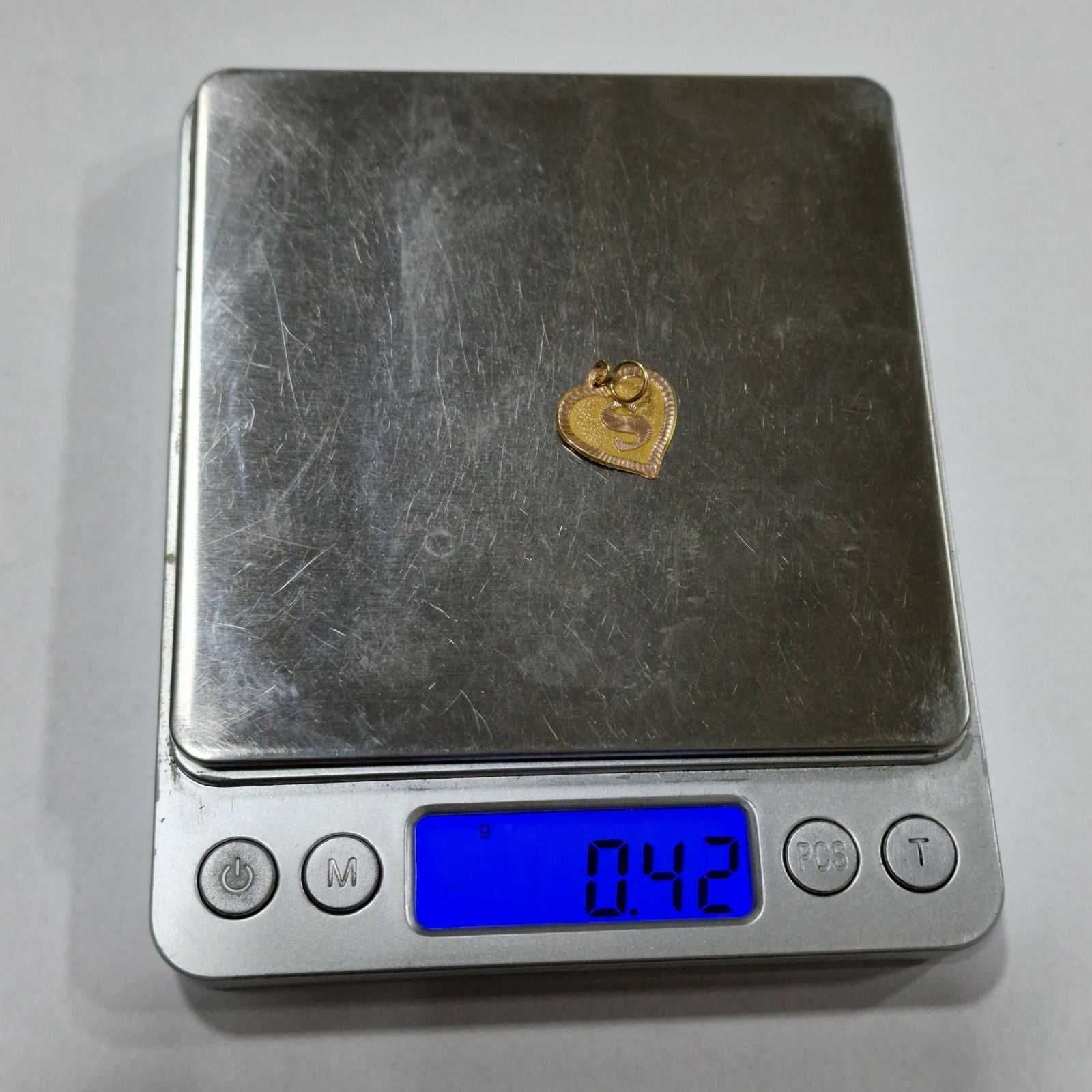 Златна висулка с инициал (S) 14К / 0,42 гр.