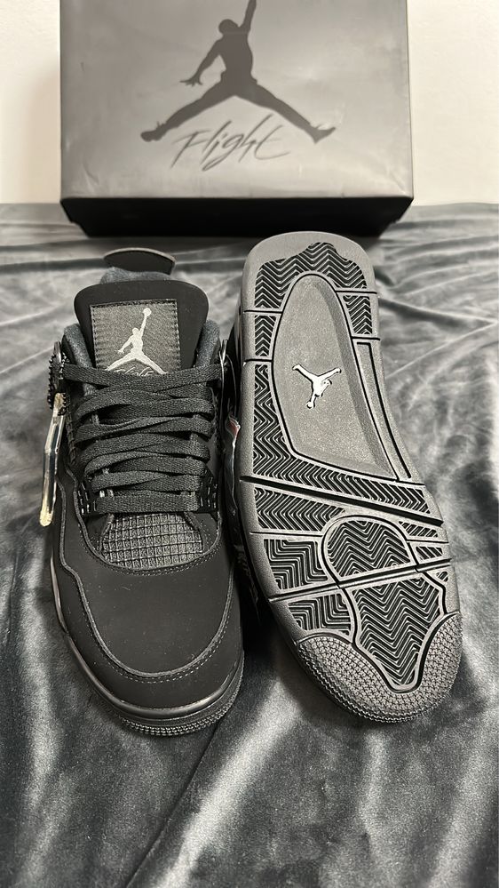 Air Jordan 4 Retro Black Cat (size 36;37;41)