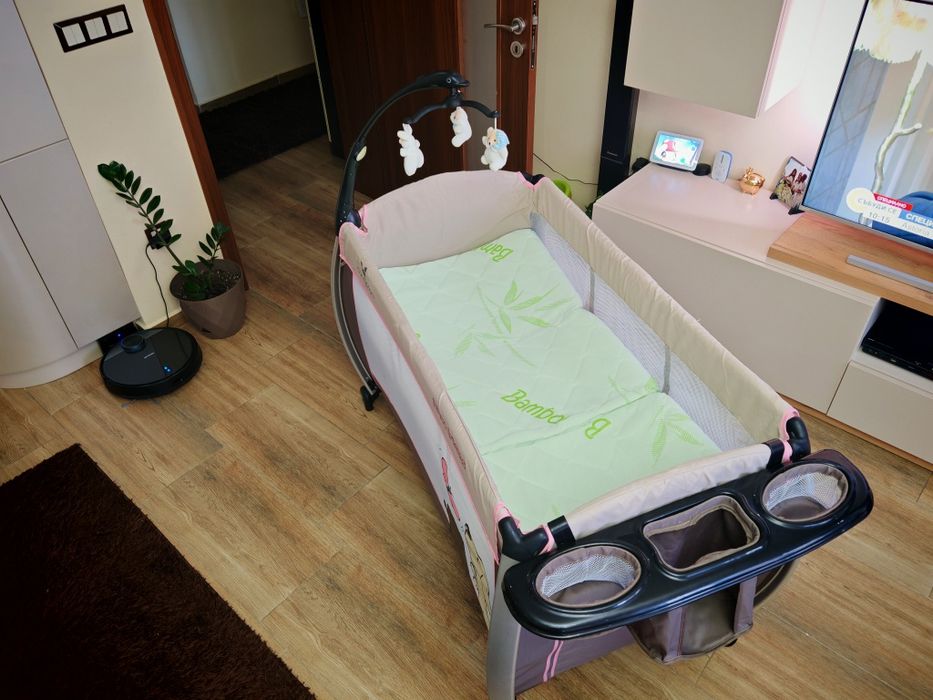 Бебешка кошара сгъваема на 2 нива + подарък