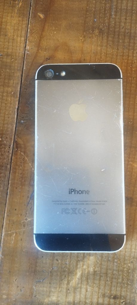 Iphone 5 32tali srochna sotiladi