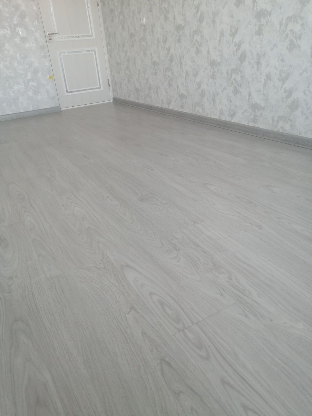 Laminat tarket teramiz ishimizga jovob beramiz 30 mindan