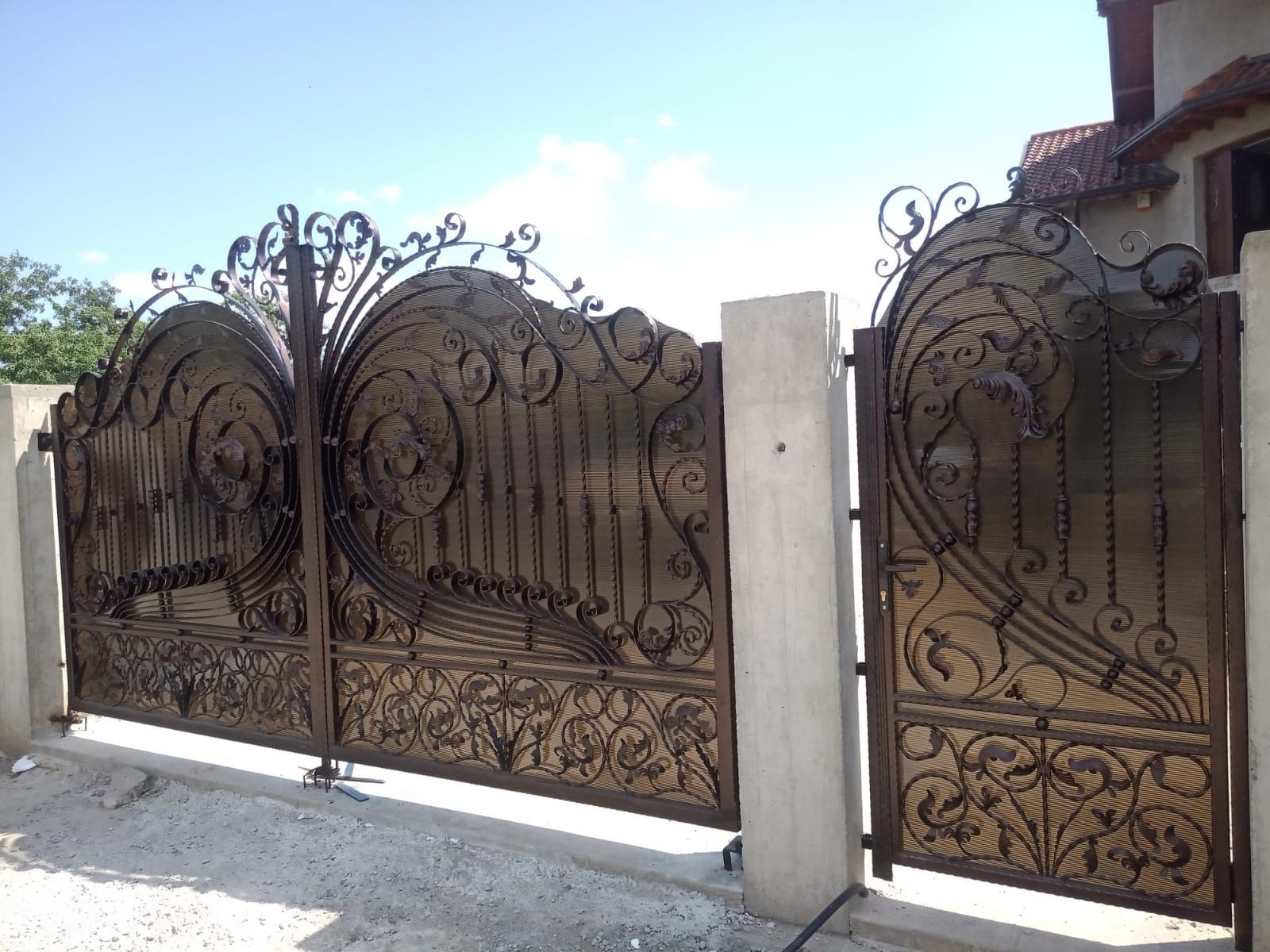 Fier Forjat de înaltă calitate vopsit in camp electrostatic