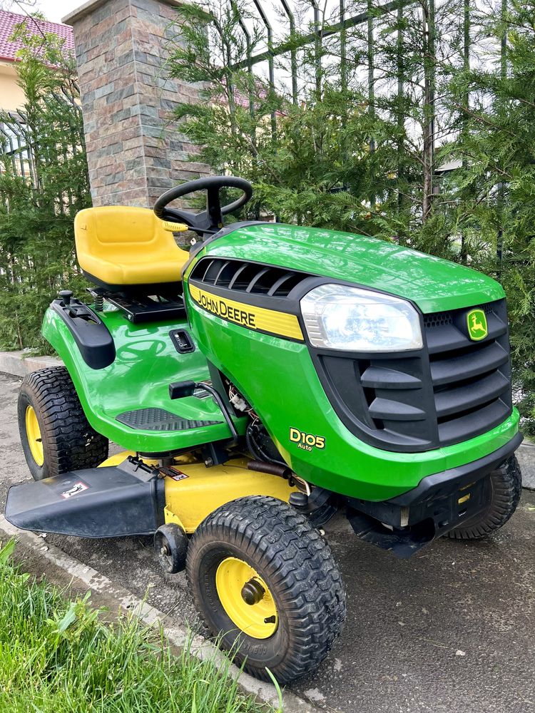 Tractoras de tuns iarba John deere BS funyirotraktor